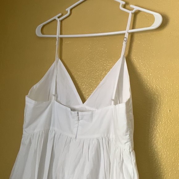 ZARA WHITE MINI
BOHEMIAN COTTAGE CORE EYELET 
MINI SUNDRESS- SIZE LARGE- - Picture 4 of 9